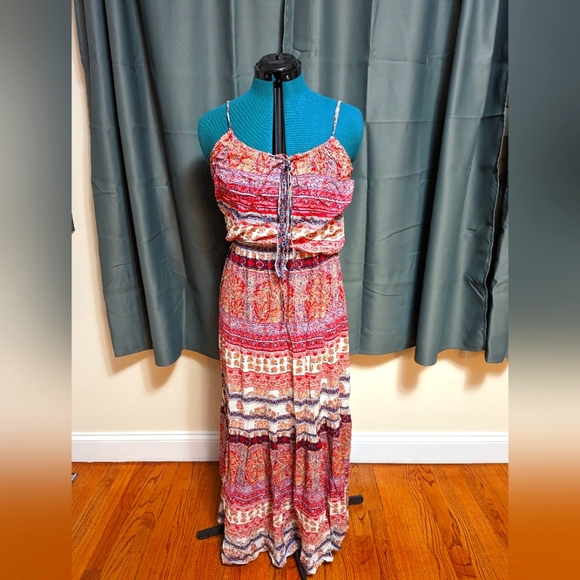 Nordstrom Dresses & Skirts - Flowy adjustable maxi dress